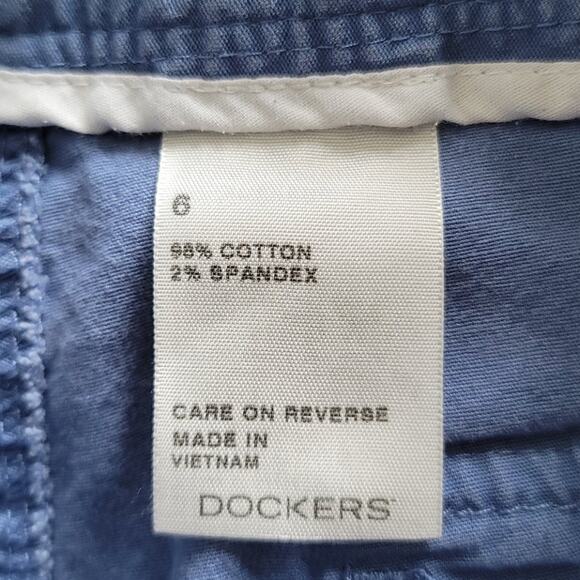 DOCKERS Shorts Mid Rise Curvy Cargo Khaki Style Front Pockets Size 6 Faded Blue - Picture 8 of 9